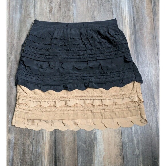 Anthropology MAUVE Scallop Heam Mini Skirt Size 6 Tan Black Tiered Layered - Picture 6 of 8
